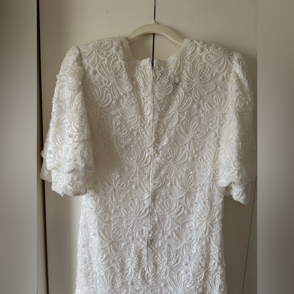 Brilliante by J.A. Beaded, Pearls, Scalloped, Embellished. Vintage Wedding Dress - Picture 11 of 15